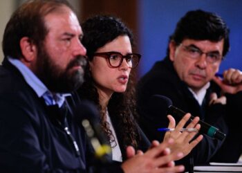 Desde España y con contraseña de excolaborador hackean datos de 263 periodistas