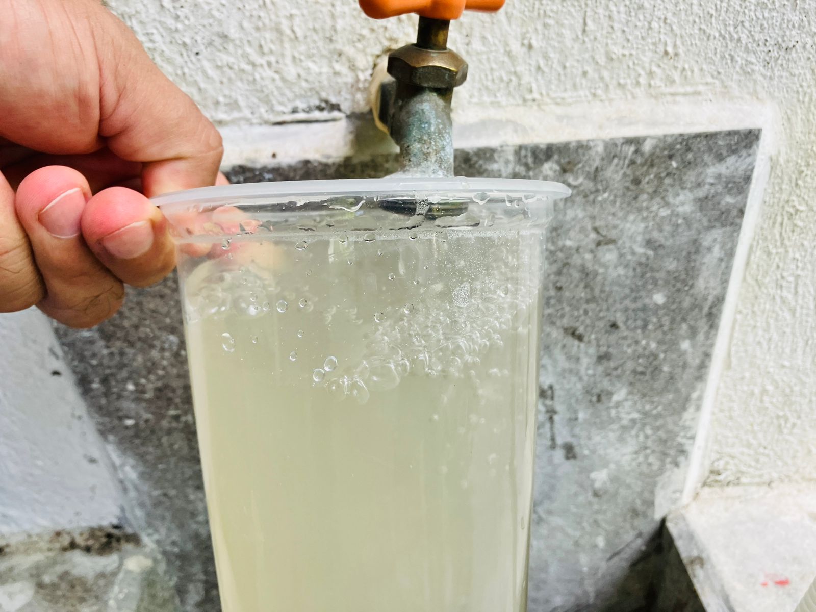 Condiciones del agua potable en el sur de Tamaulipas. Foto de Tania Villanueva para En Un2x3