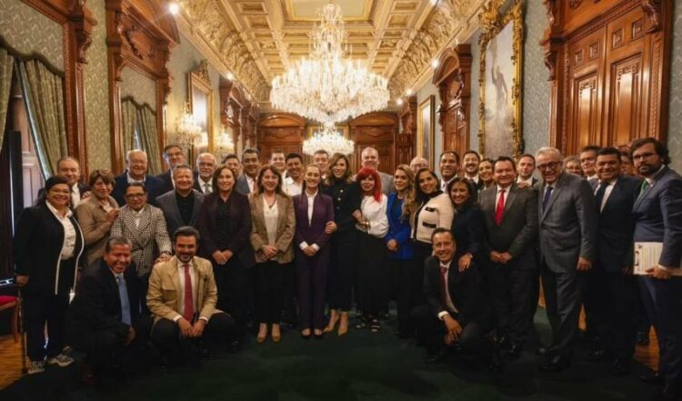 Se reúne gobernador de Tamaulipas con presidenta Claudia Sheinbaum