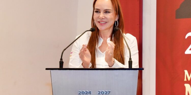 DESTACA ALCALDESA CARMEN LILIA CANTUROSAS AUMENTO EN RECAUDACIÓN DE PARQUÍMETROS Y SU IMPACTO EN OBRAS PARA NUEVO LAREDO