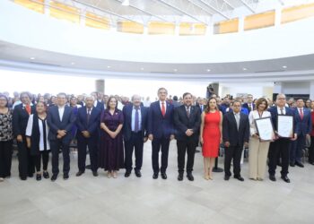 Las y los maestros son el corazón de la transformación: Américo Villarreal