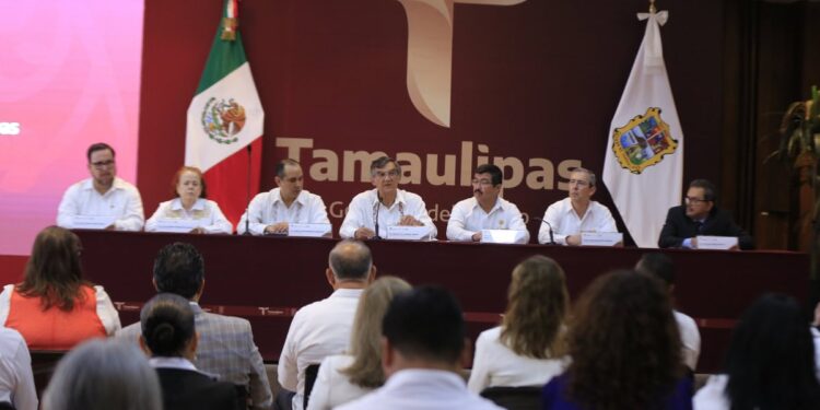 Instala Américo Villarreal Comité Técnico del Fideicomiso para fortalecer el desarrollo y la transparencia de la UAT
