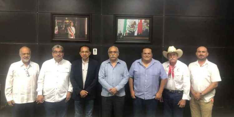 Fortalecen la actividad pesquera en Tamaulipas con financiamiento para la adquisición de motores