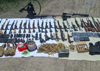 Decomisan arsenal en Matamoros; incluía un lanzallamas. Foto de Sedena